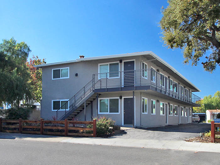 1BR/1BA Apartment on Ventura Avenue · Palo Alto